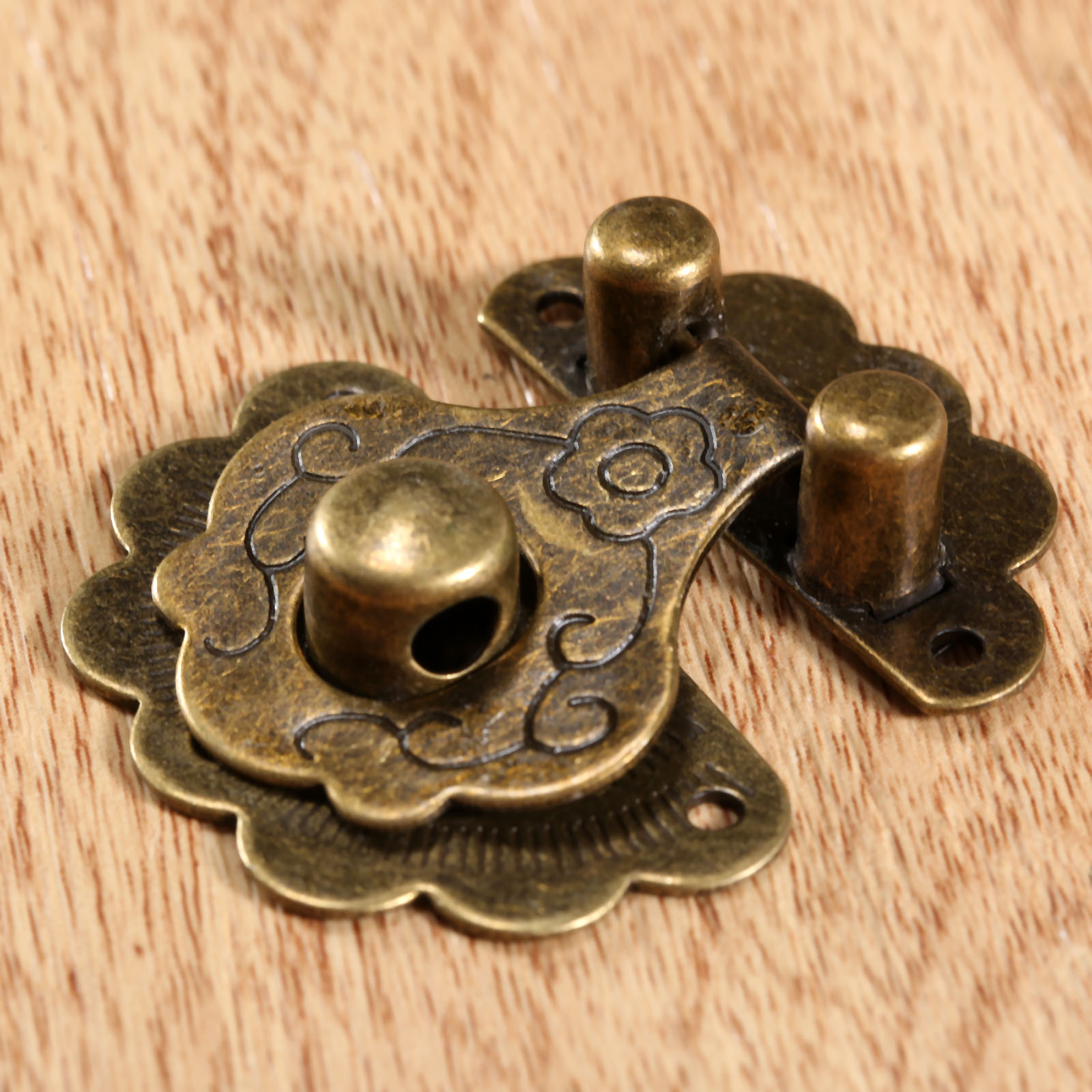 Antique Bronze Hasps Lock Deco - Antique Brass Hook ulasan dan harga